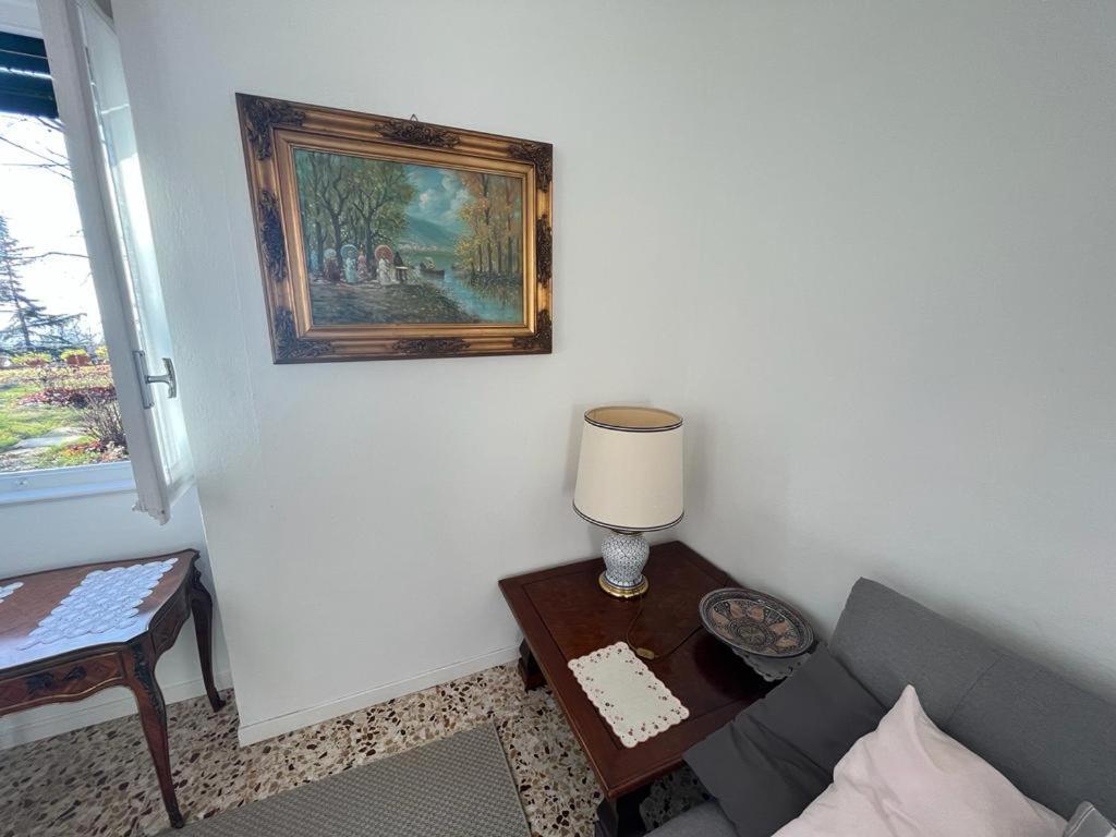Casa Vacanze Le Violette Βίλα Brunate Εξωτερικό φωτογραφία