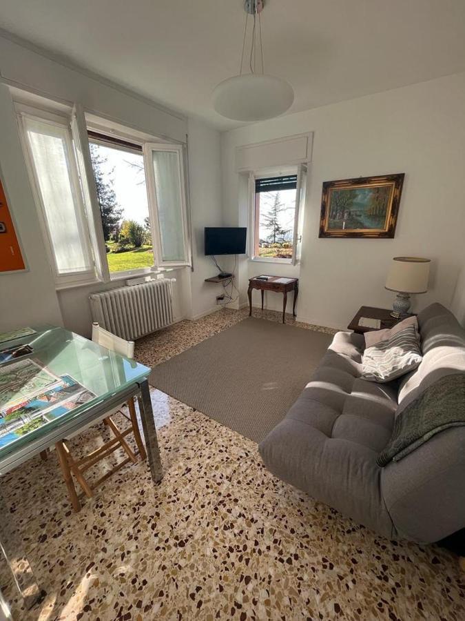 Casa Vacanze Le Violette Βίλα Brunate Εξωτερικό φωτογραφία
